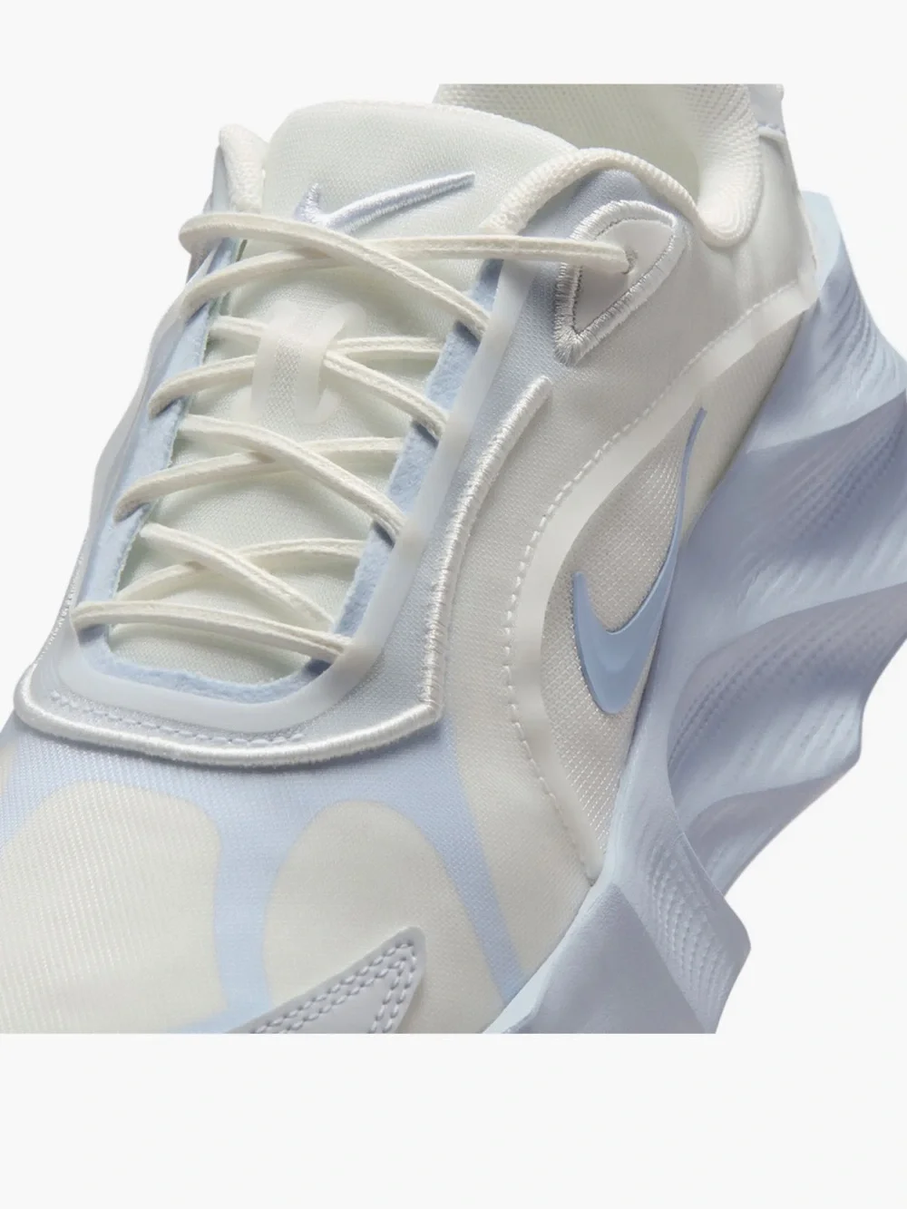 Nike Women's White and Light Blue Sneakers